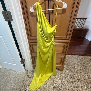 Gianni Bini Vibrant Yellow One-Shoulder Dress